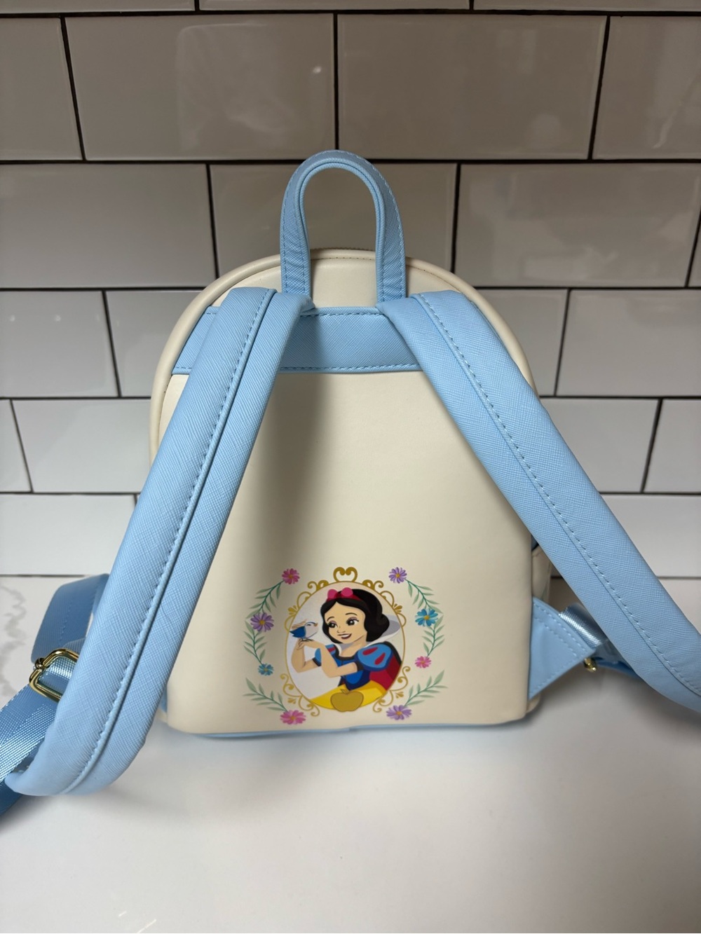 Loungefly Cream & Light Blue Disney Princess Mini Backpack Mint Condition - Picture 5 of 9